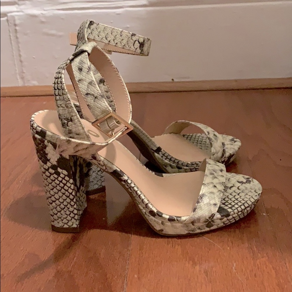 Mix No.6 chunky heels